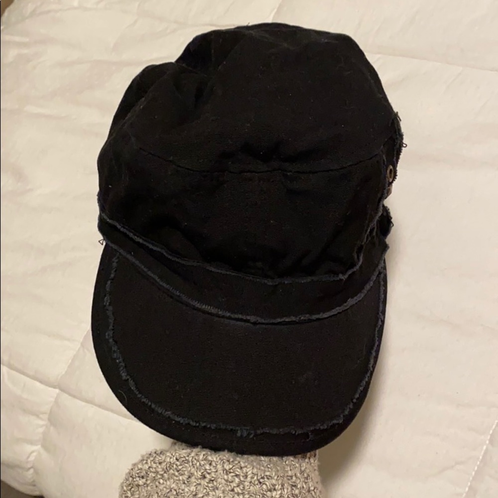 Hat - Picture 4 of 4
